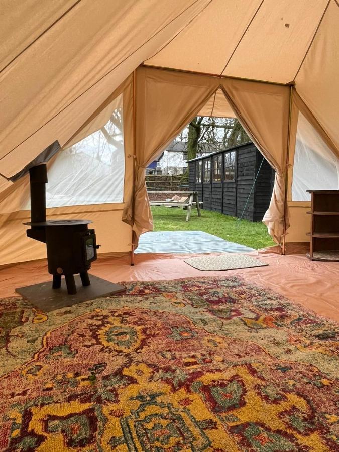 1 Glamping Tent With Kitchen & Electric On Small Family Campsite, No Bedding Supplied Narberth Εξωτερικό φωτογραφία