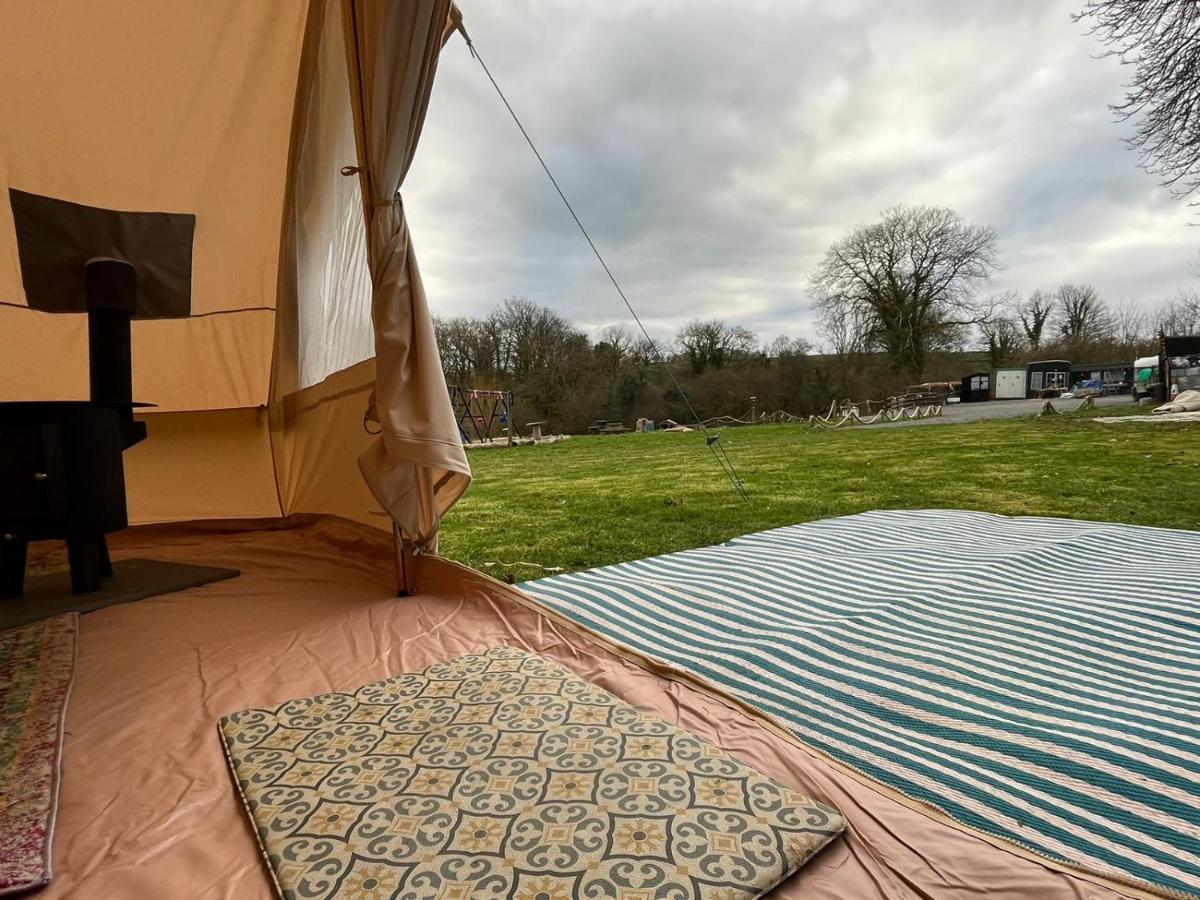 1 Glamping Tent With Kitchen & Electric On Small Family Campsite, No Bedding Supplied Narberth Εξωτερικό φωτογραφία